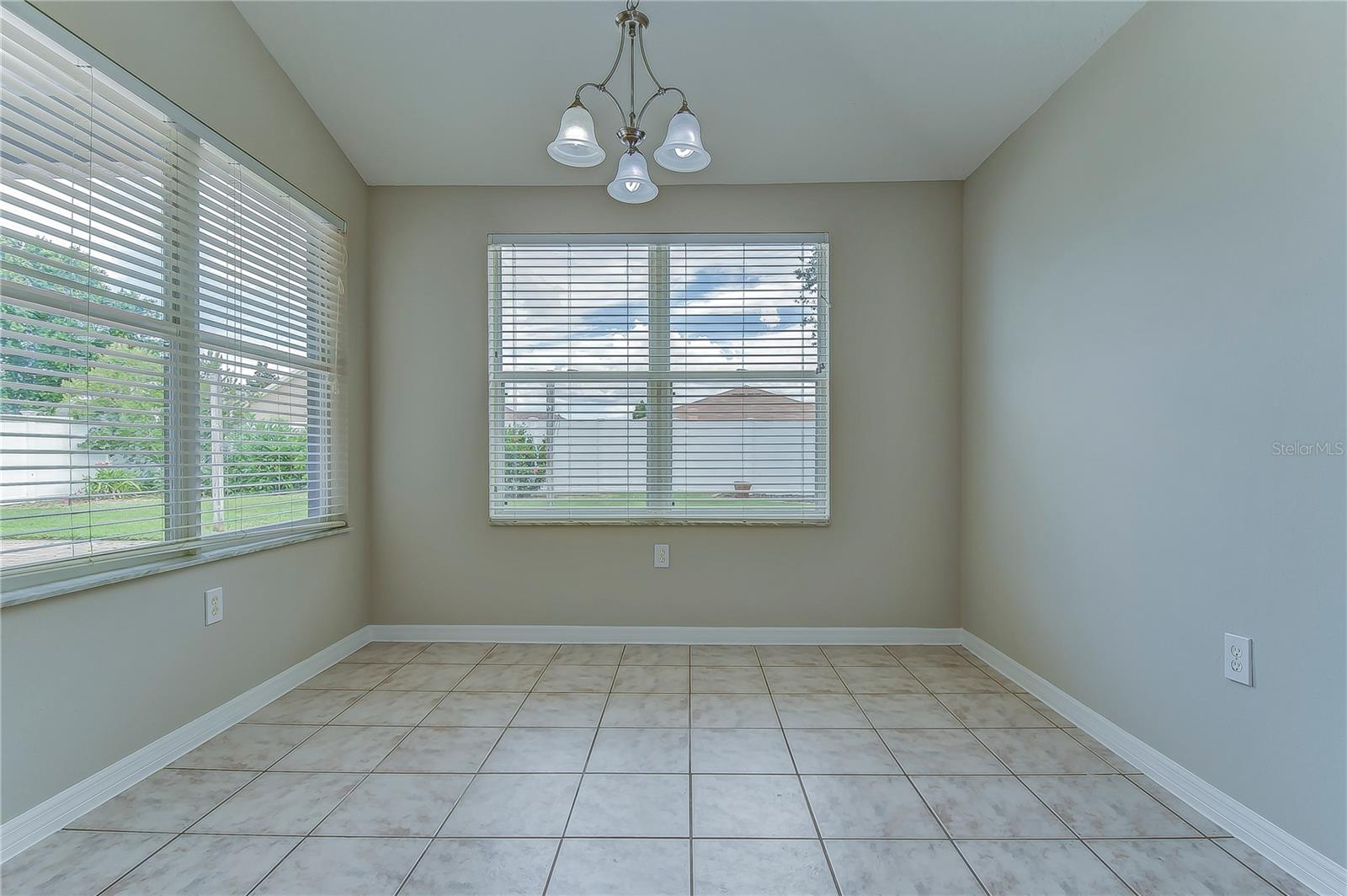 MEADOW POINTE PRCL 15 UNIT 02 REP - Residential Lease