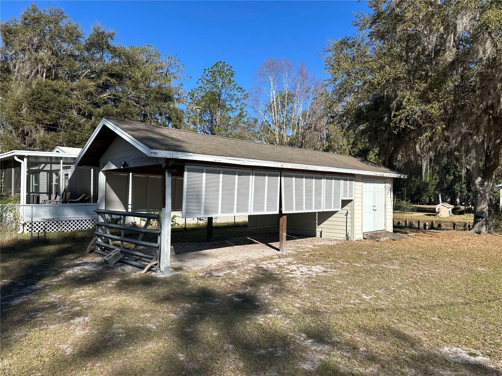 LAKE KERR KEY - Residential