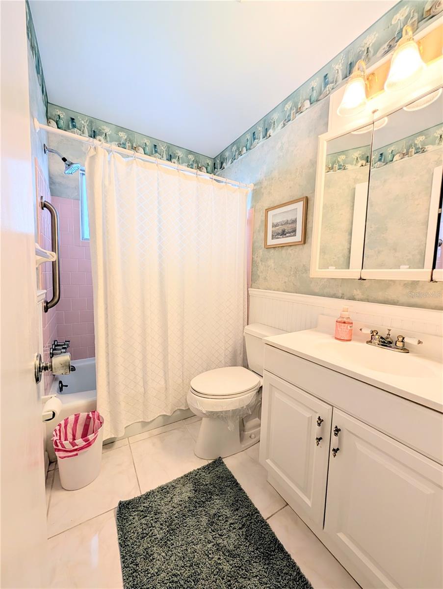 BAYSHORE II SEC 14 - Residential Lease