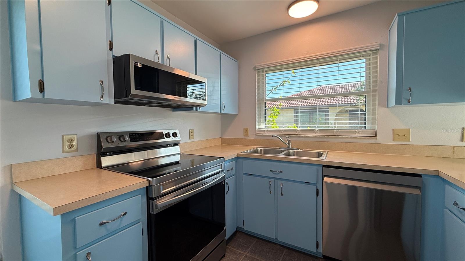 POINCIANA COOPERSMITH VILLAGE - Residential Lease