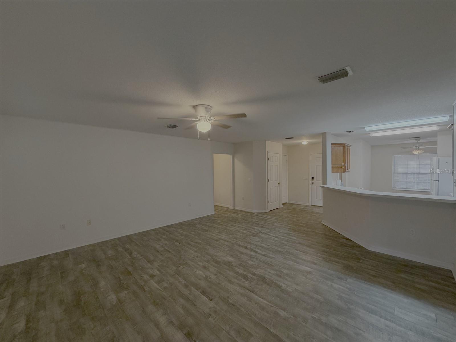 RAINBOW SPGS 05 REP - Residential Lease