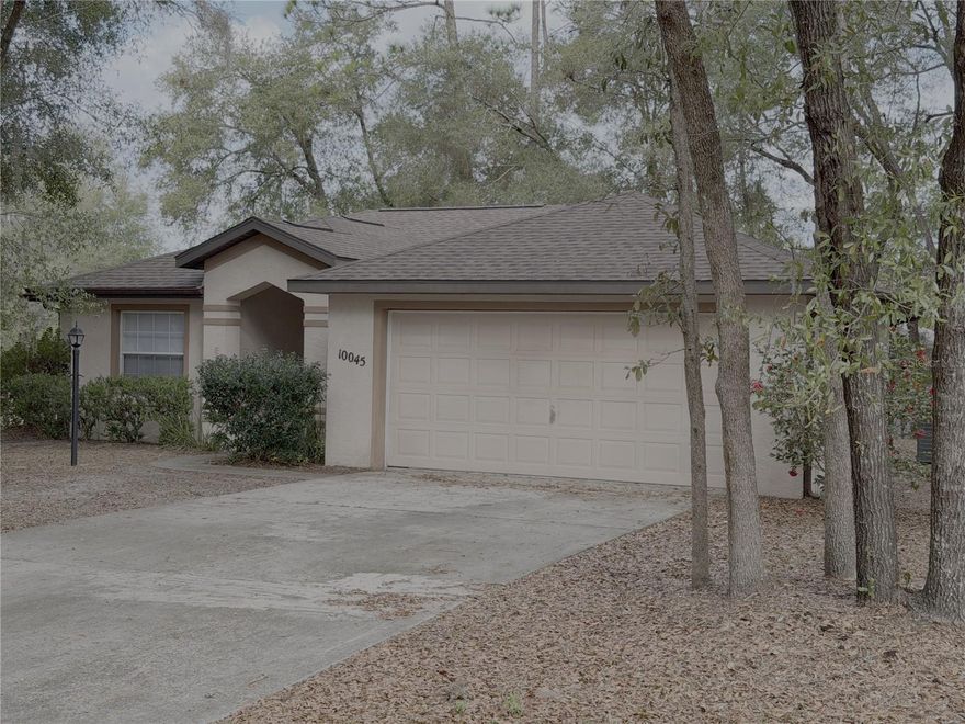 Rainbow Springs Country Club 2/2 ***Won't Last***
Set foot into a world of charm and comfort with this 2-bedroom, 2-bathroom single-family home in the serene surroundings of Dunnellon, Florida. Located in the desirable Rainbow Springs Country Club area with access to Rainbow Springs private beach. Perfect for both relaxation and entertainment. Situated on a generous corner lot, this home provides a wealth of opportunity for play or simply soaking up the quieter side of Florida living. Whether you’re a family or a retiree seeking tranquility, you will find solace in Marion County’s peaceful surroundings, known for its natural beauty. Home feature propane stove, large screened in Lanai and 2 car garage. Home is a blank canvas awaiting your personal touch, ready to transform into an abode that reflects your vision and lifestyle.Non-Smoking Home. Renter's Insurance is required!

First and Security required to Move-In

There are restrictions on pets, if pets are allowed, there will be additional fees required.