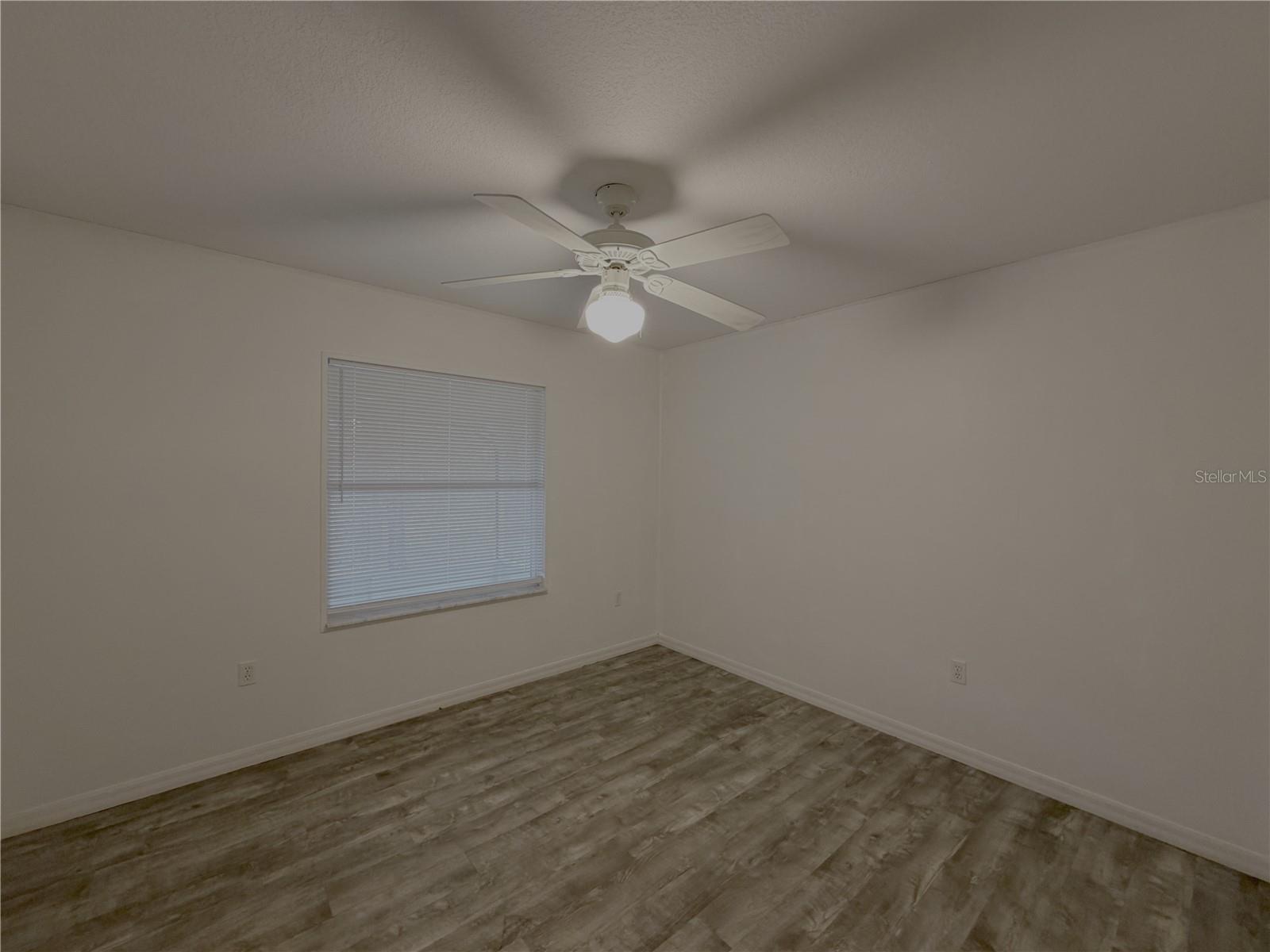 RAINBOW SPGS 05 REP - Residential Lease