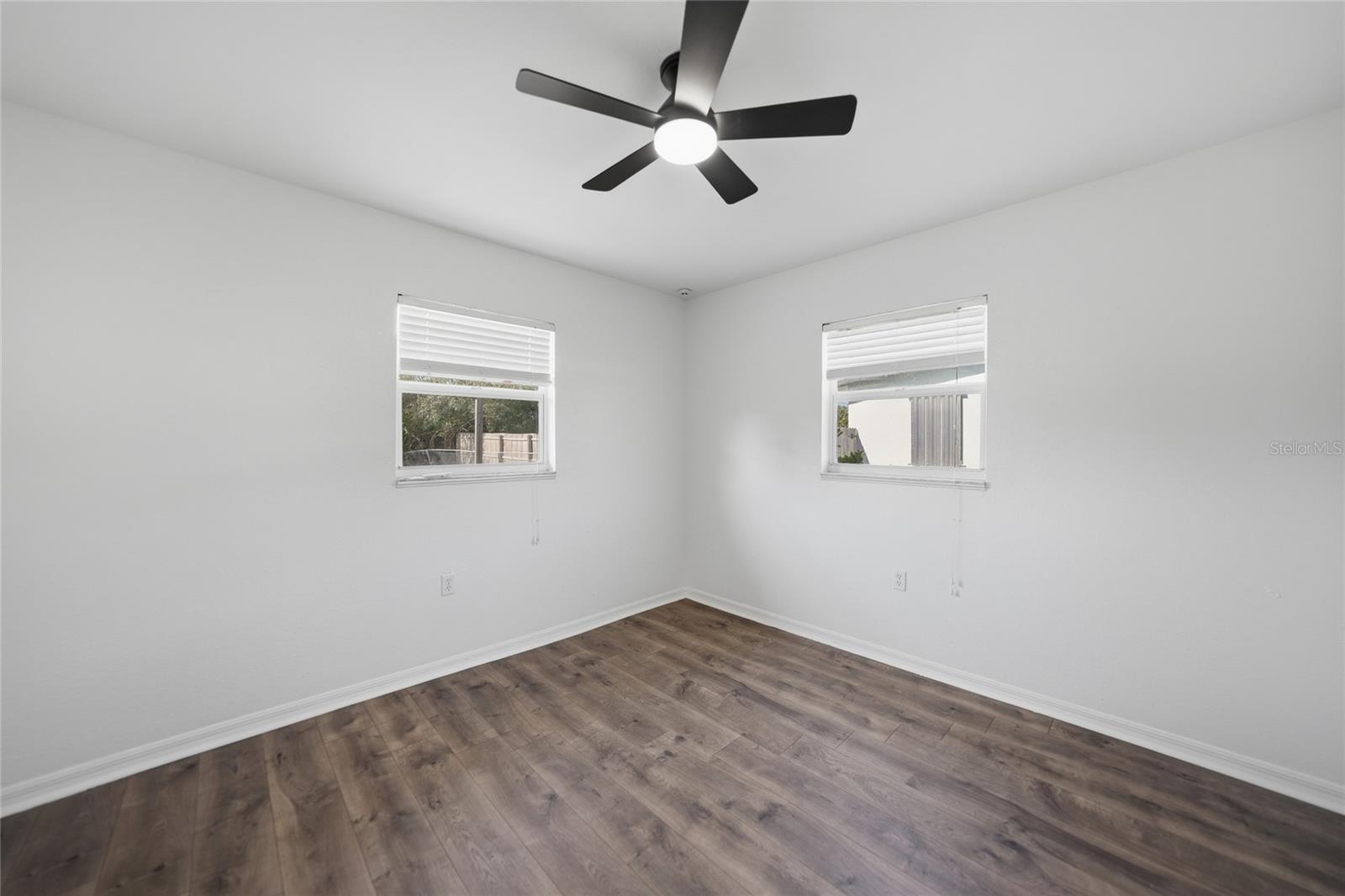 TEE & GREEN ESTATES - Residential