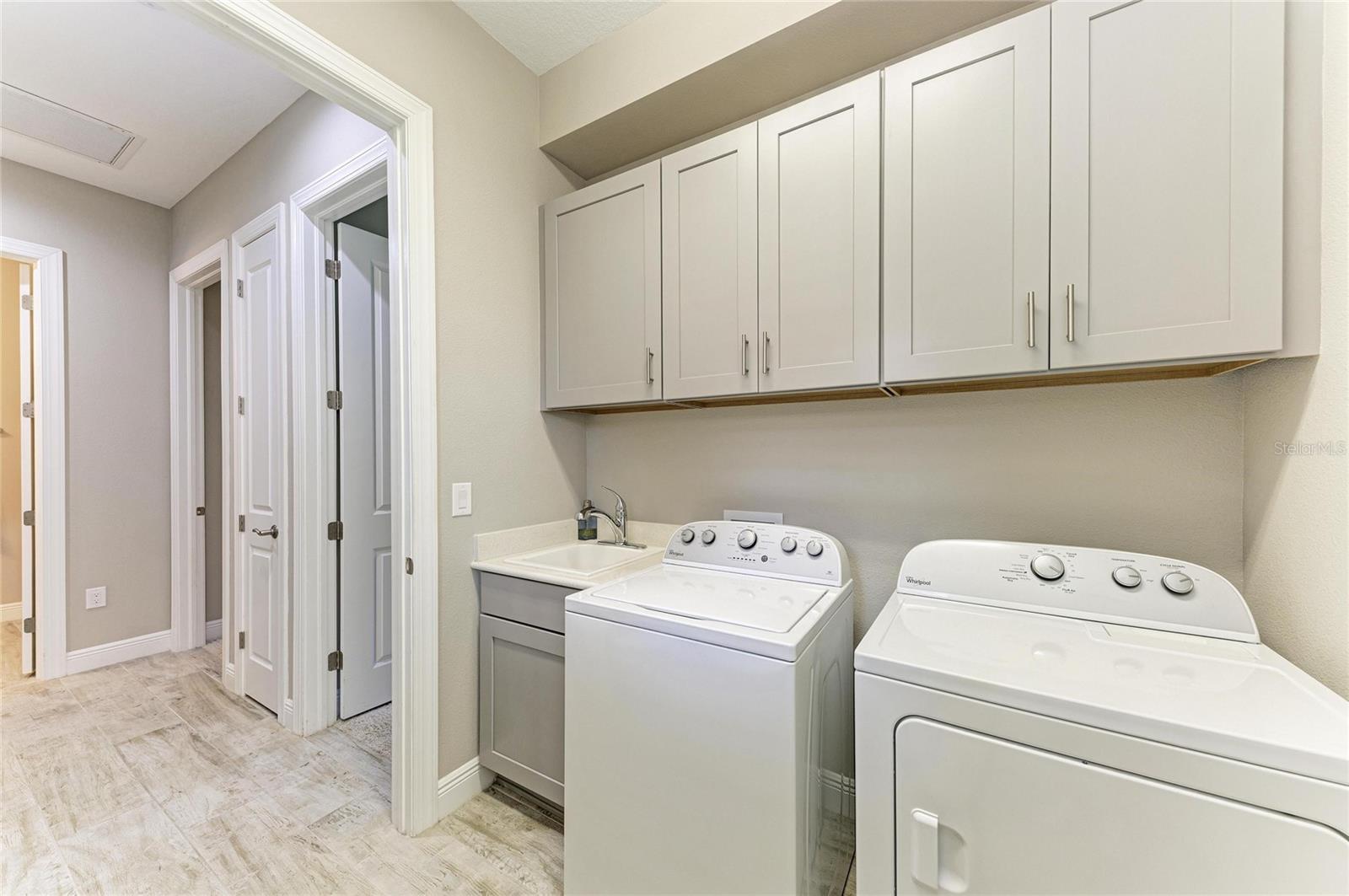 SARASOTA NATIONAL - Residential