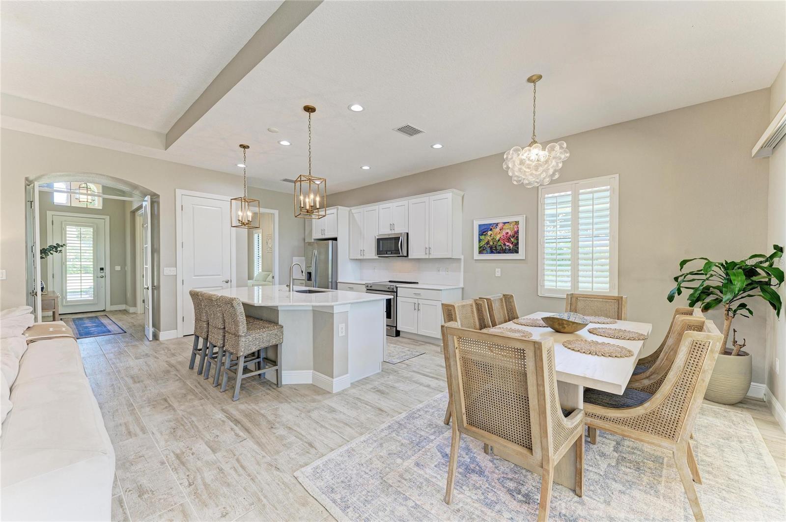 SARASOTA NATIONAL - Residential