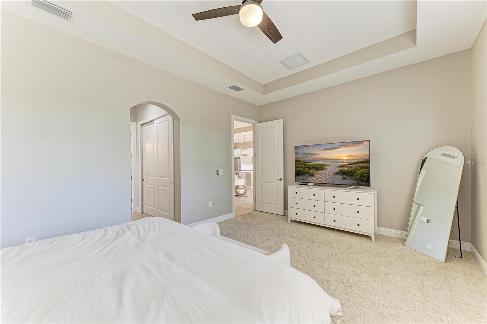 SARASOTA NATIONAL - Residential