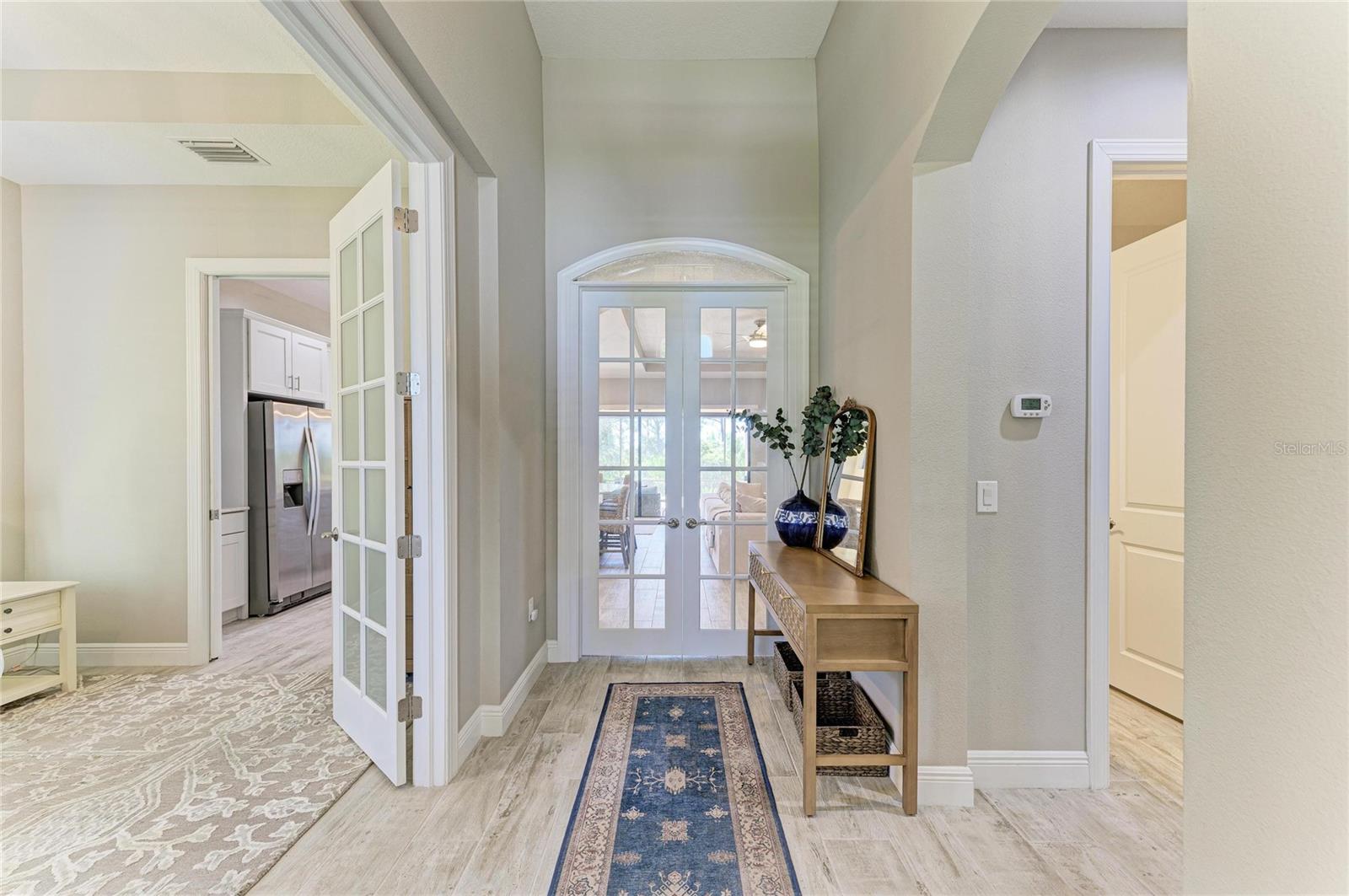 SARASOTA NATIONAL - Residential