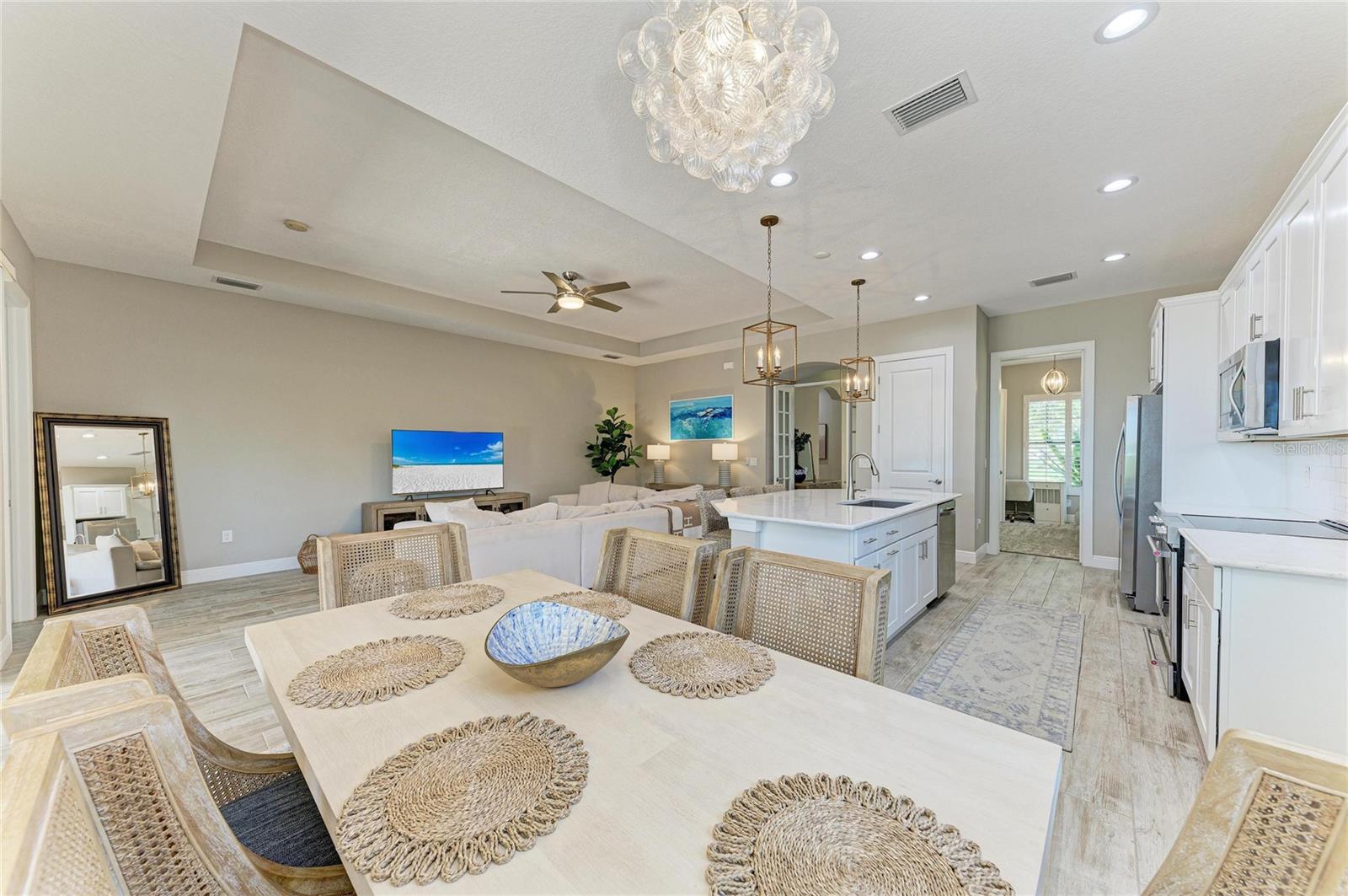 SARASOTA NATIONAL - Residential