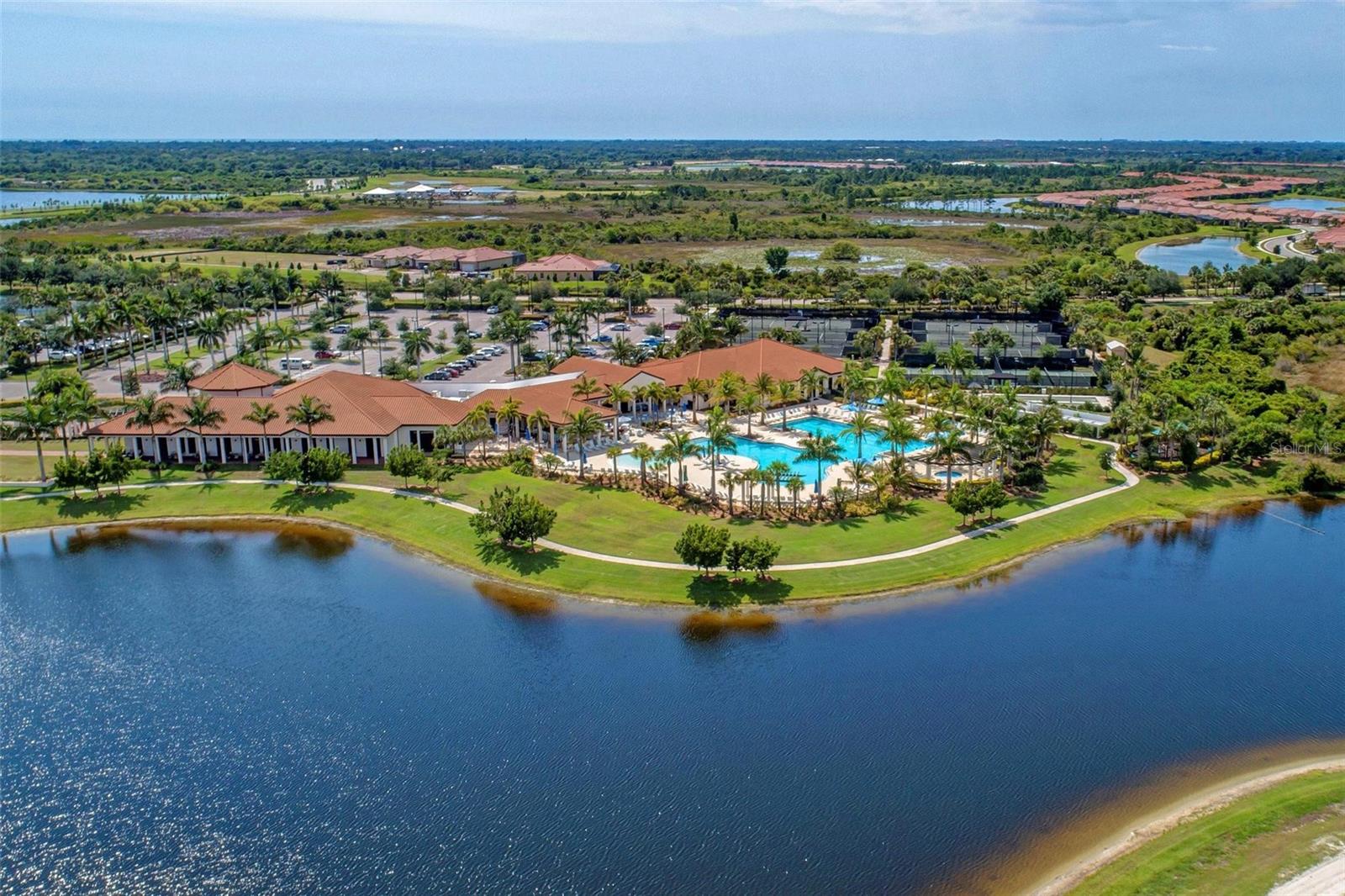 SARASOTA NATIONAL - Residential
