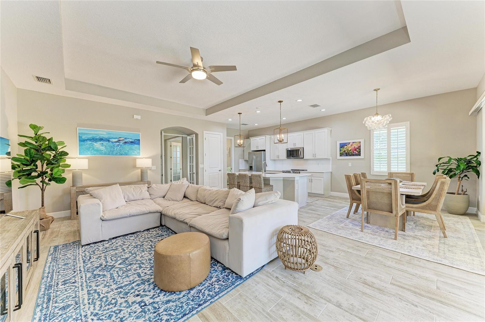 SARASOTA NATIONAL - Residential