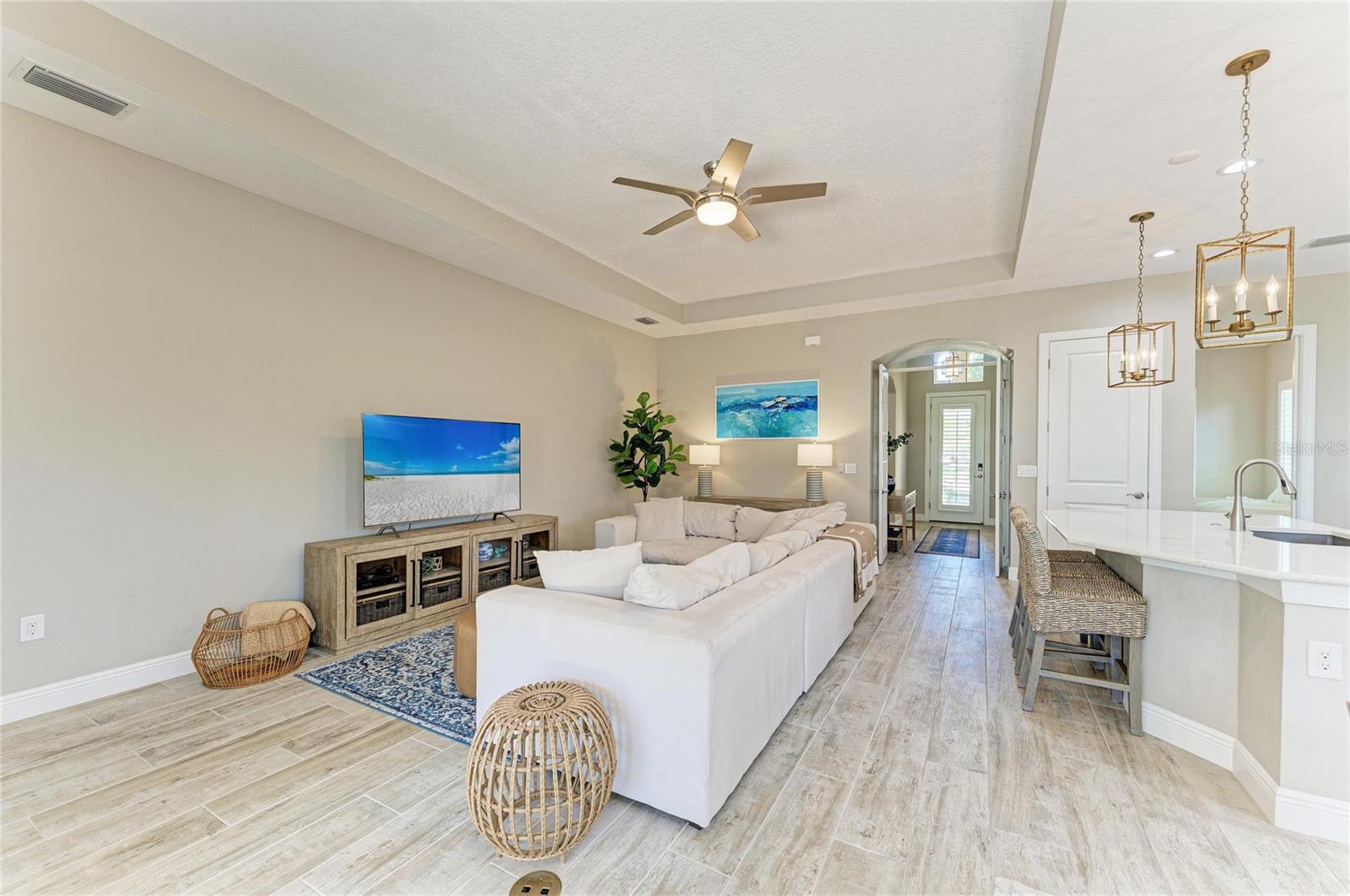 SARASOTA NATIONAL - Residential