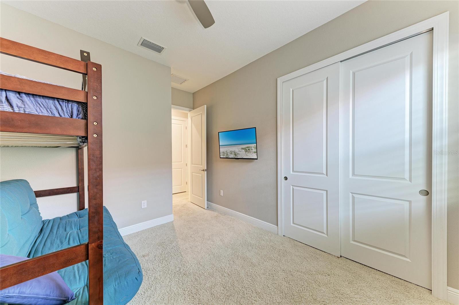 SARASOTA NATIONAL - Residential