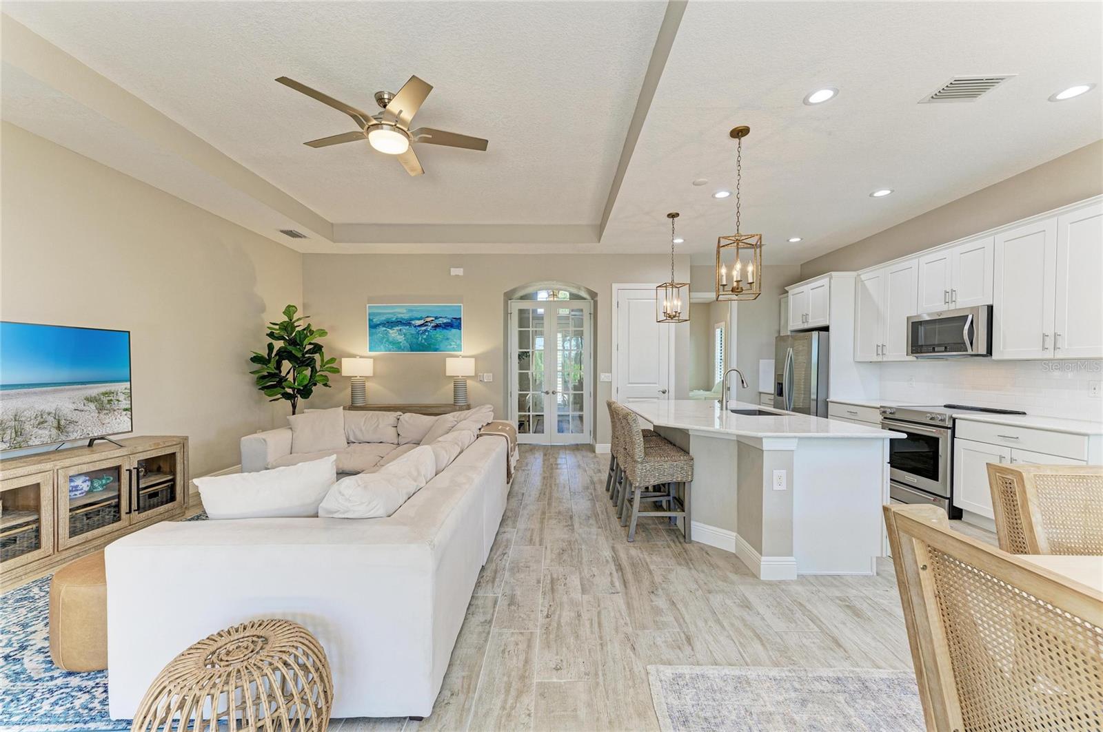 SARASOTA NATIONAL - Residential