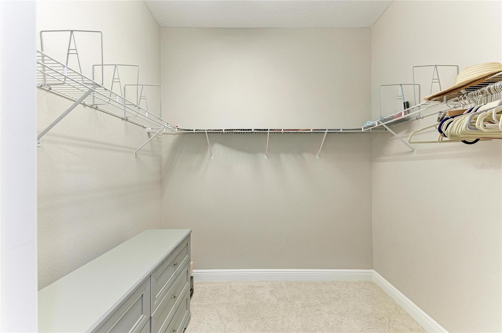 SARASOTA NATIONAL - Residential