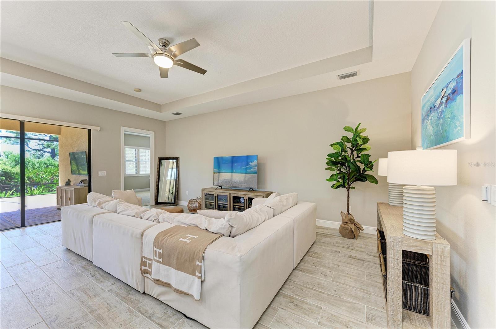 SARASOTA NATIONAL - Residential