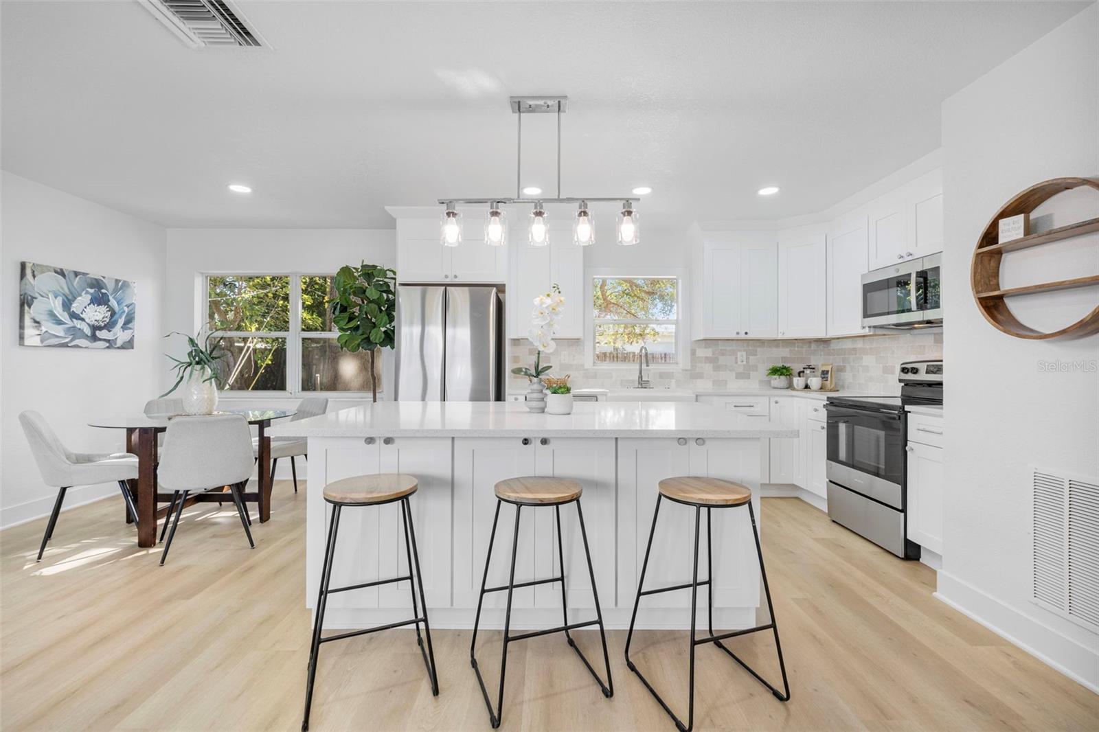 MEADOW LAWN 11TH ADD - Residential