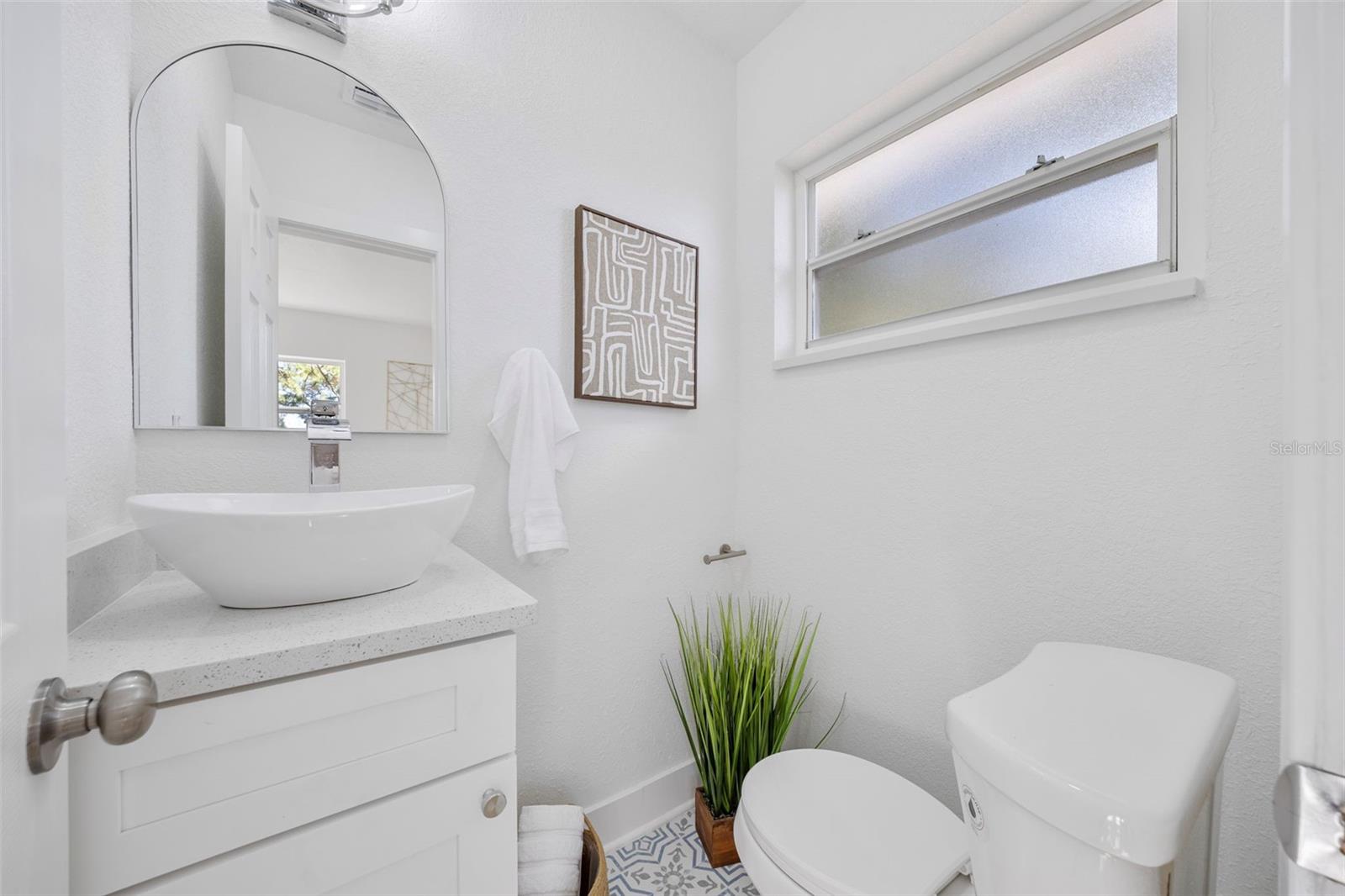 MEADOW LAWN 11TH ADD - Residential