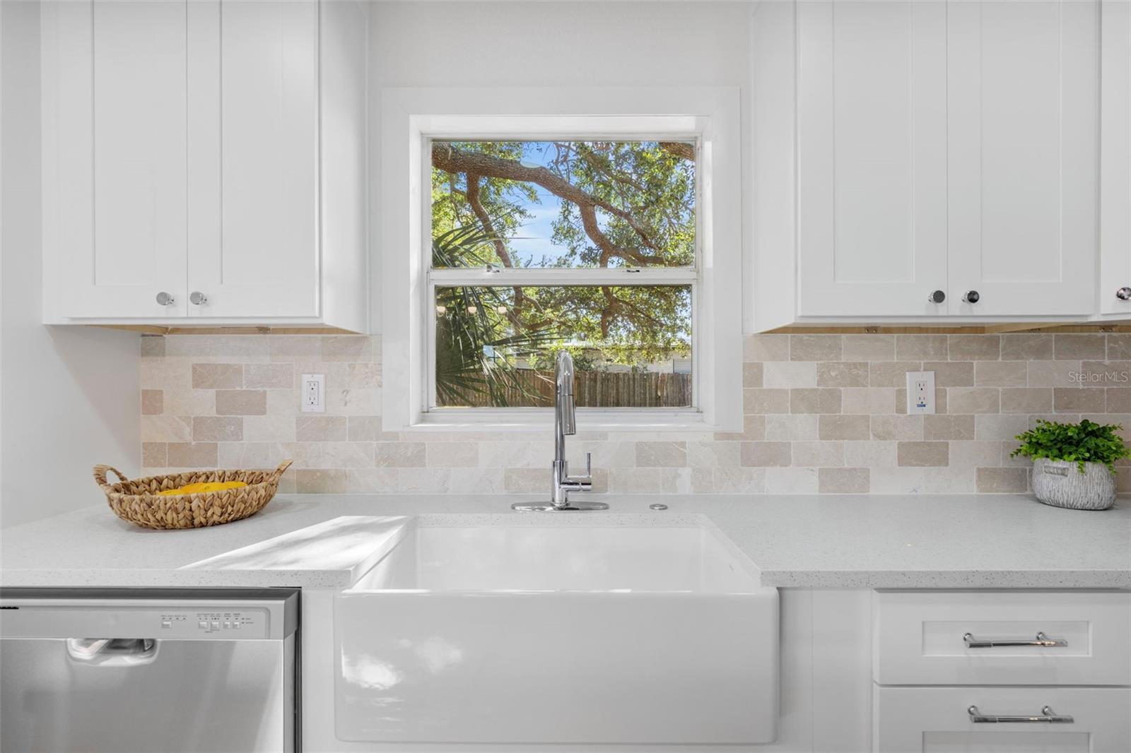 MEADOW LAWN 11TH ADD - Residential