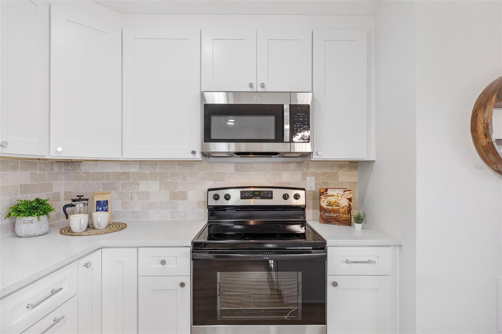 MEADOW LAWN 11TH ADD - Residential