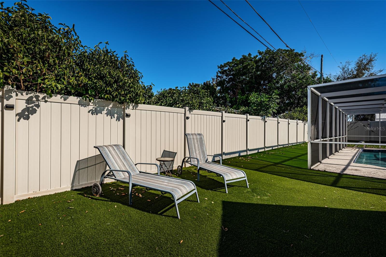 YACHT CLUB ESTATES - Residential