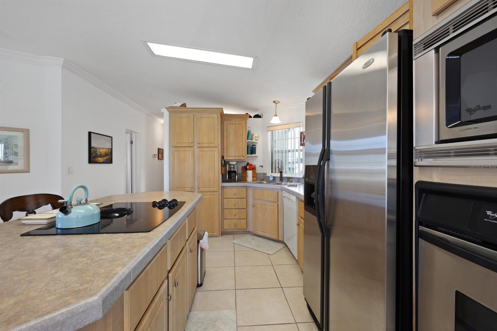 MAPLE LEAF ESTATES - Residential