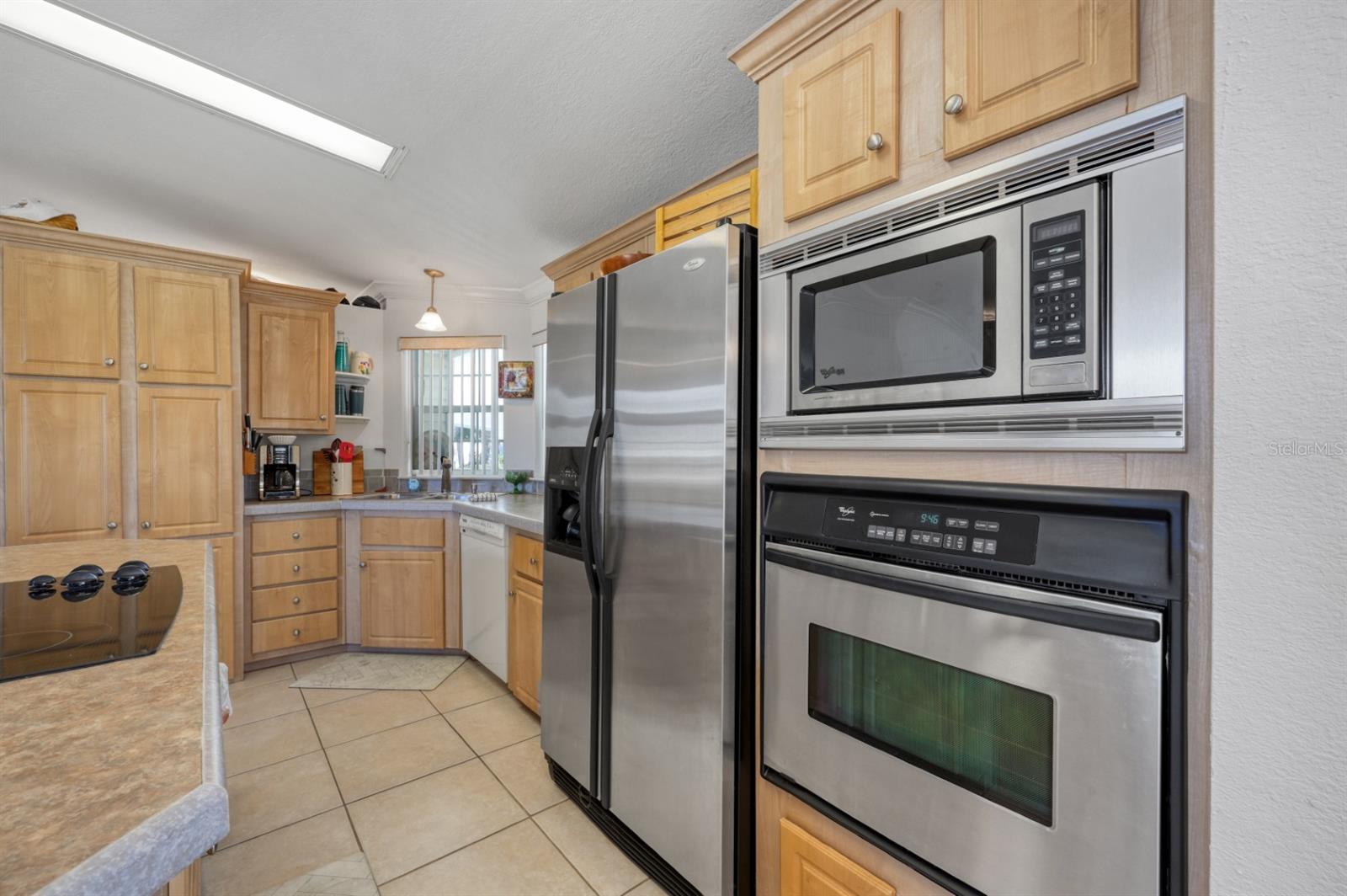 MAPLE LEAF ESTATES - Residential