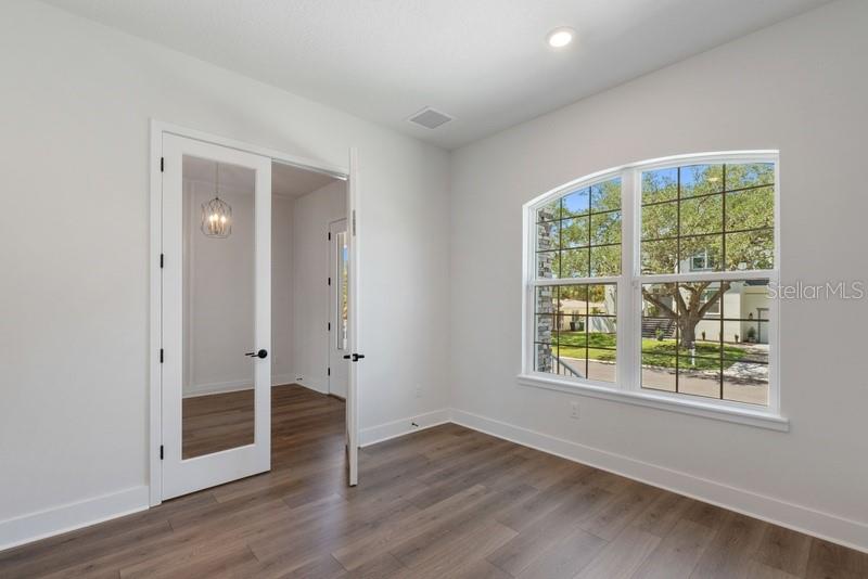 BEL MAR SHORES - Residential