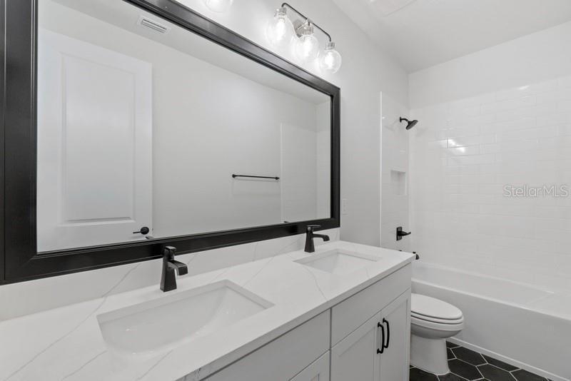 BEL MAR SHORES - Residential
