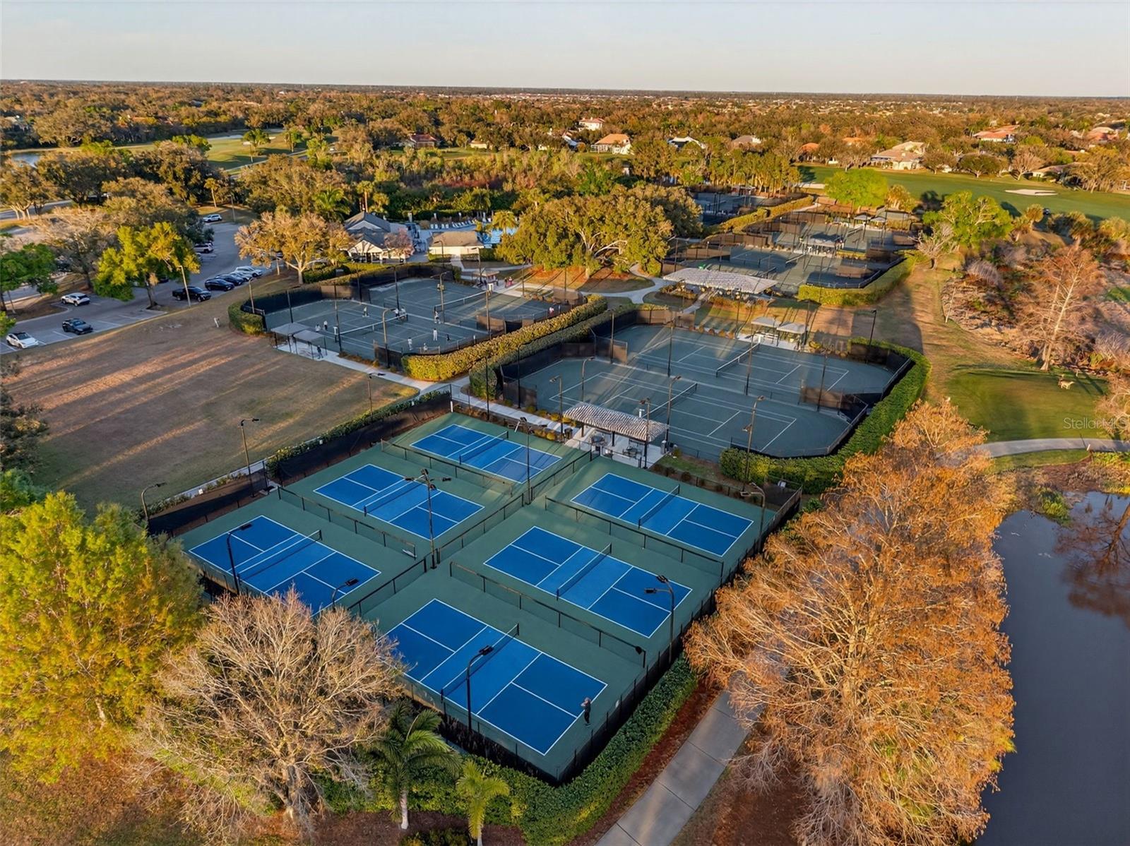 LAUREL OAK ESTATES SEC 10 - Residential