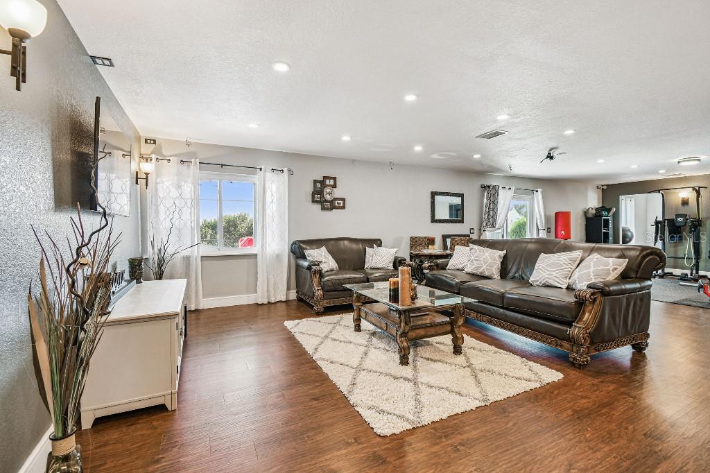 ARROWHEAD - Residential