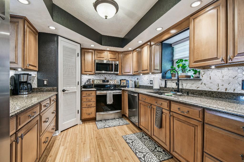 ARROWHEAD - Residential