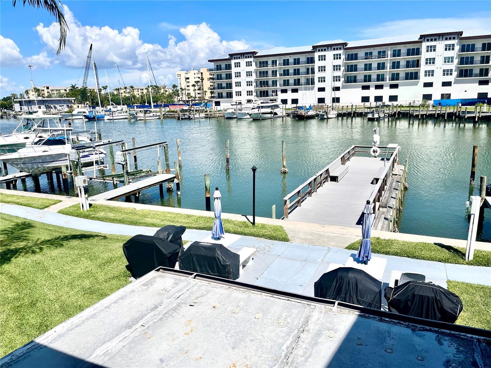 165 MEDALLION BOULEVARD H