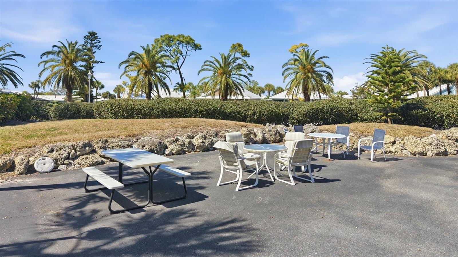 EIGHTH FAIRWAY - Residential