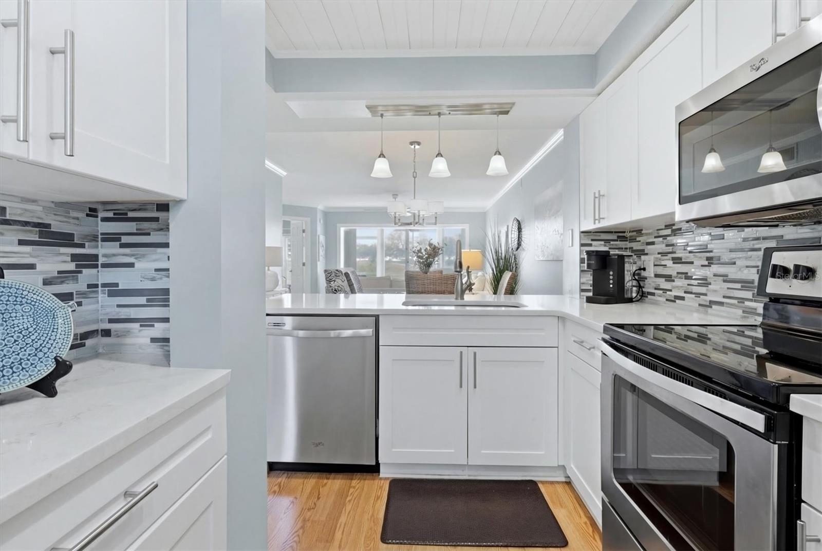 EIGHTH FAIRWAY - Residential