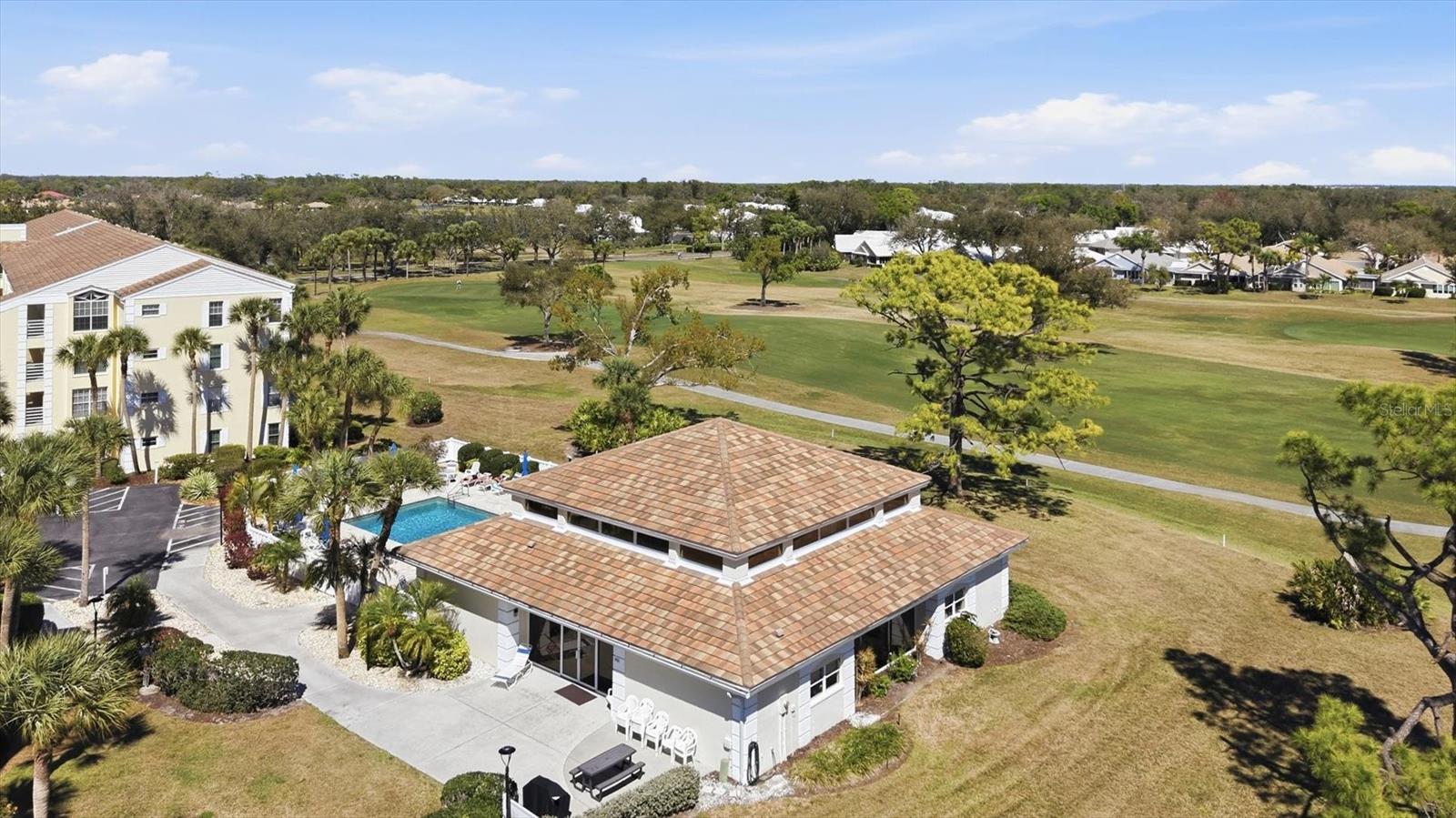 EIGHTH FAIRWAY - Residential