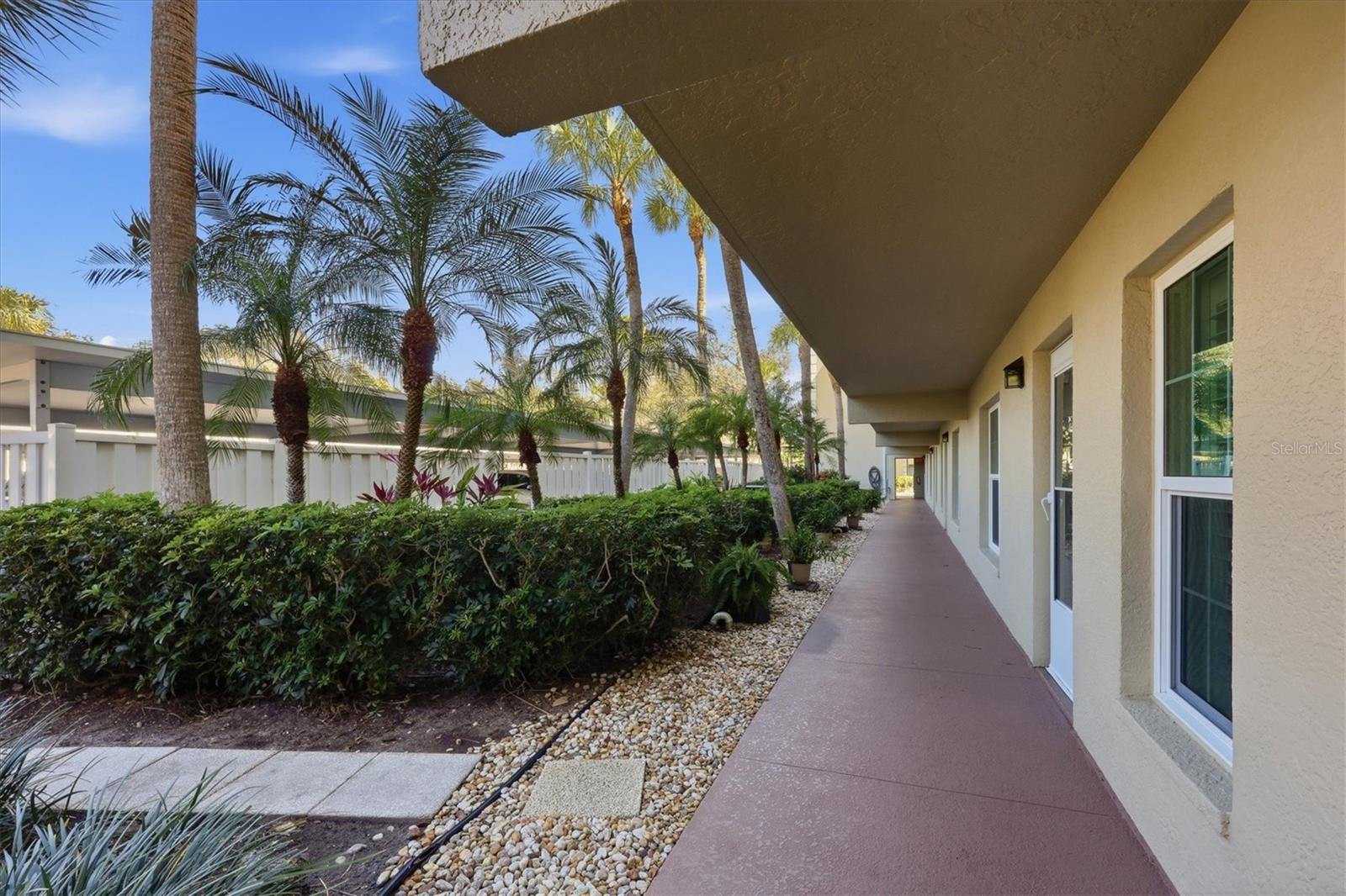 813 WEXFORD BOULEVARD 813