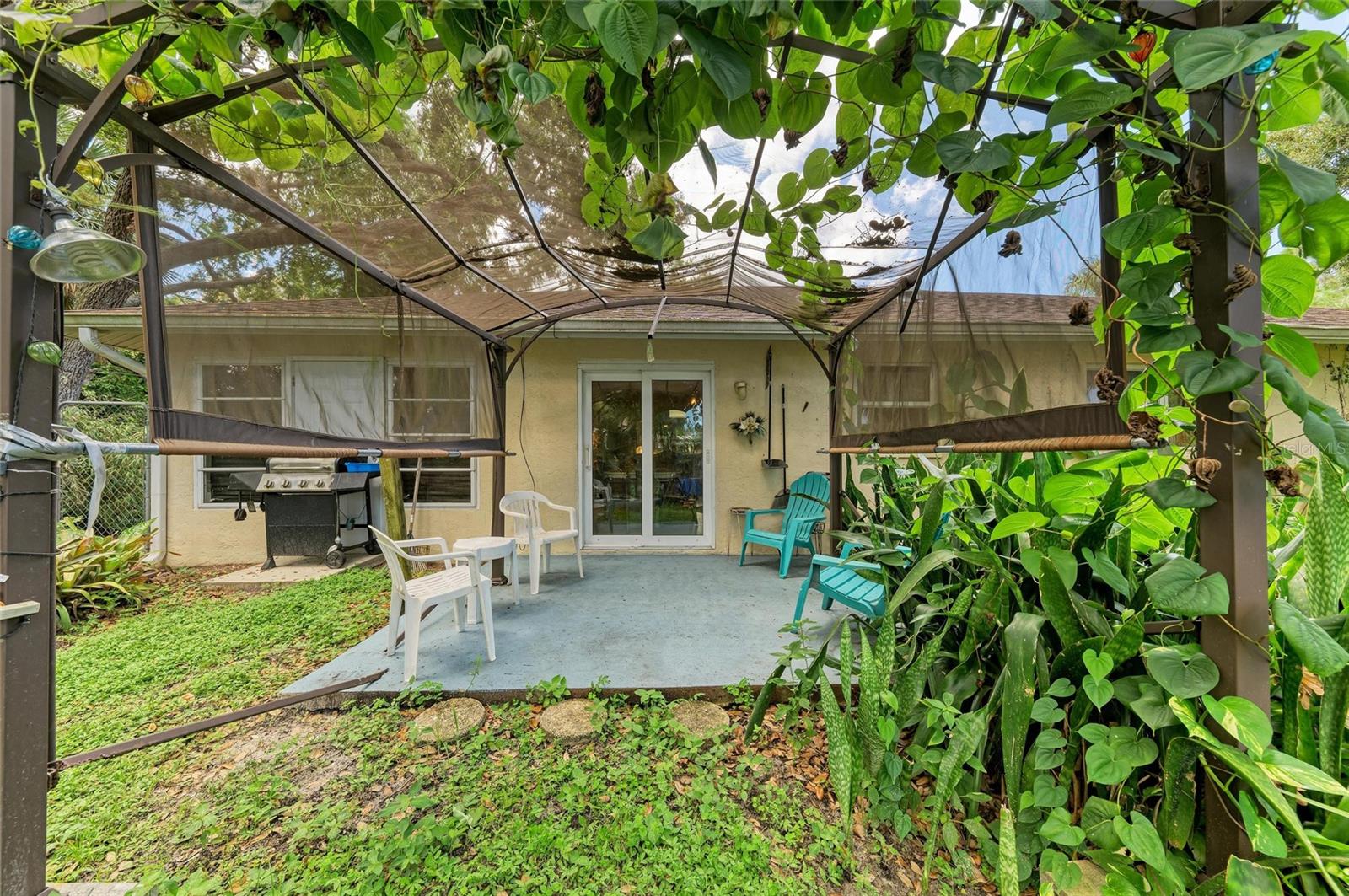 SOUTH VENICE - Residential