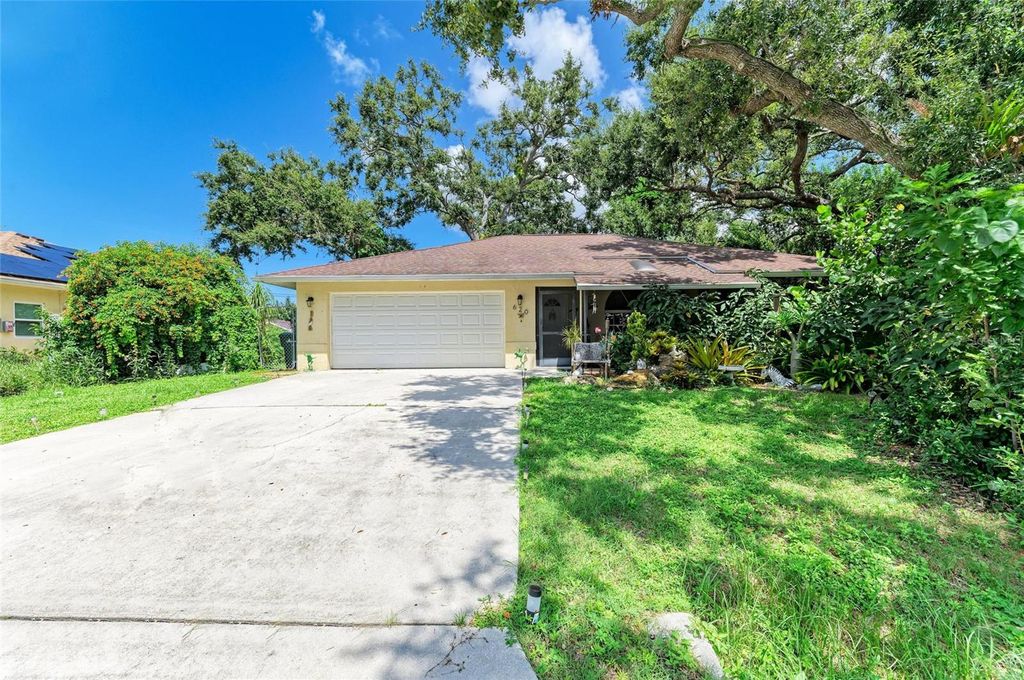 Photo of 620 Burke Road, Venice, FL 34293 (MLS # A4662471)