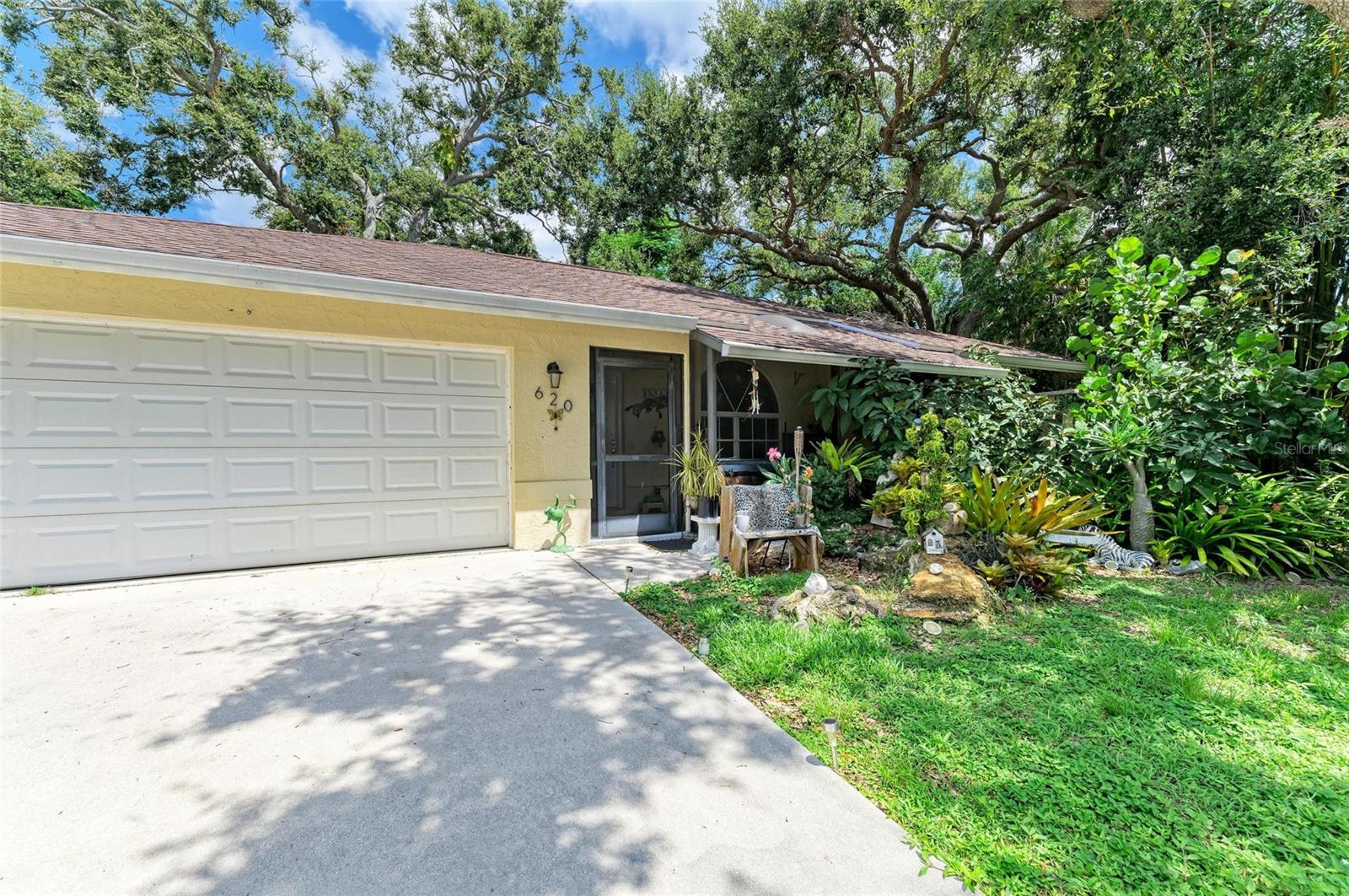 620 BURKE ROAD