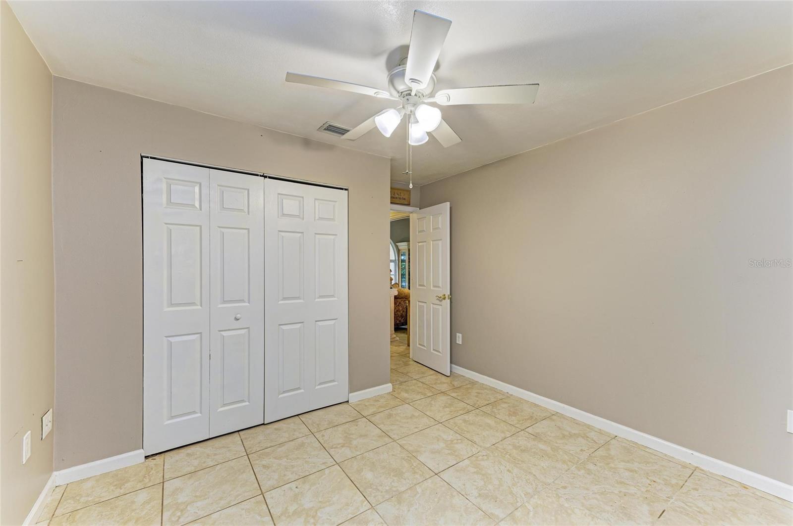 SOUTH VENICE - Residential