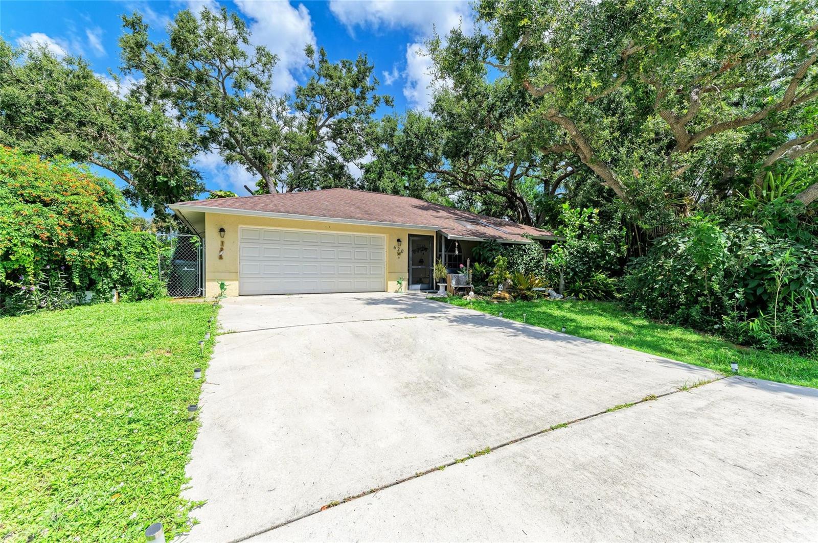620 BURKE ROAD