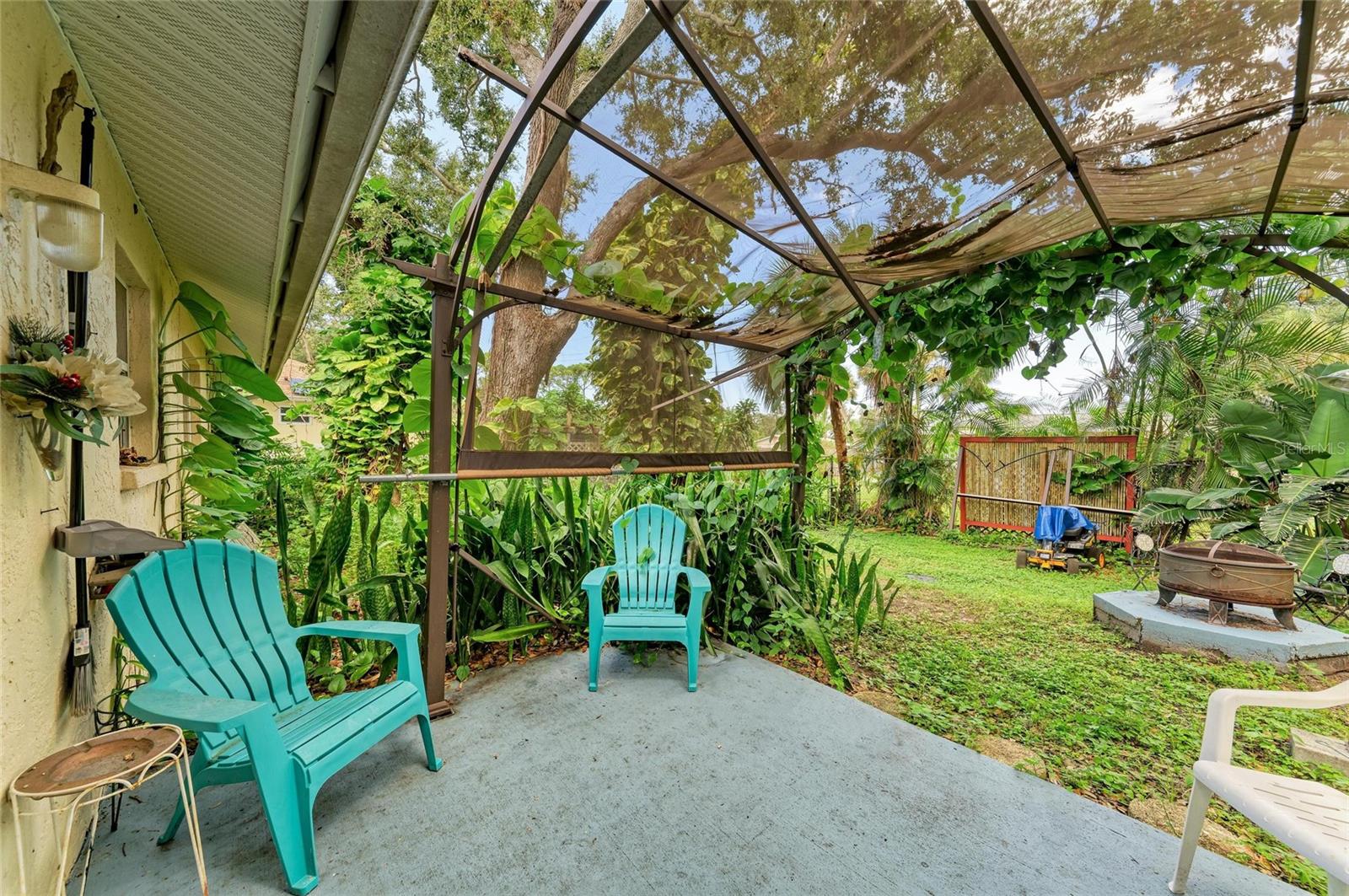 SOUTH VENICE - Residential