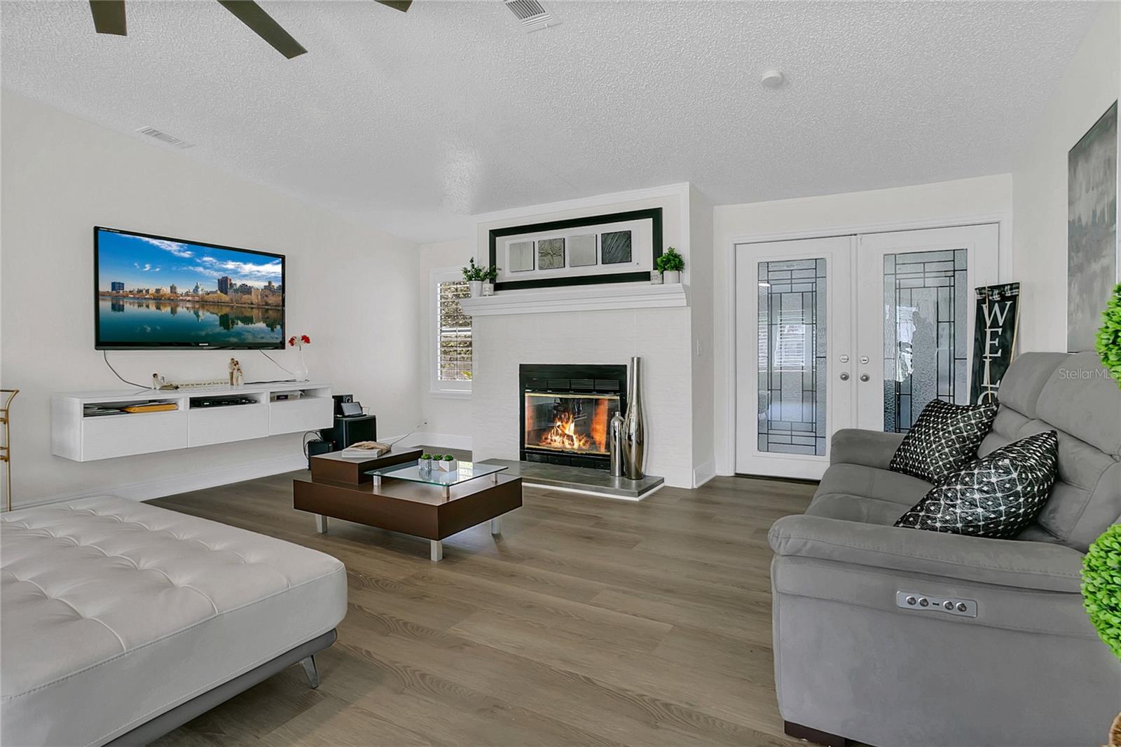 3173 WAKE UP COURT
