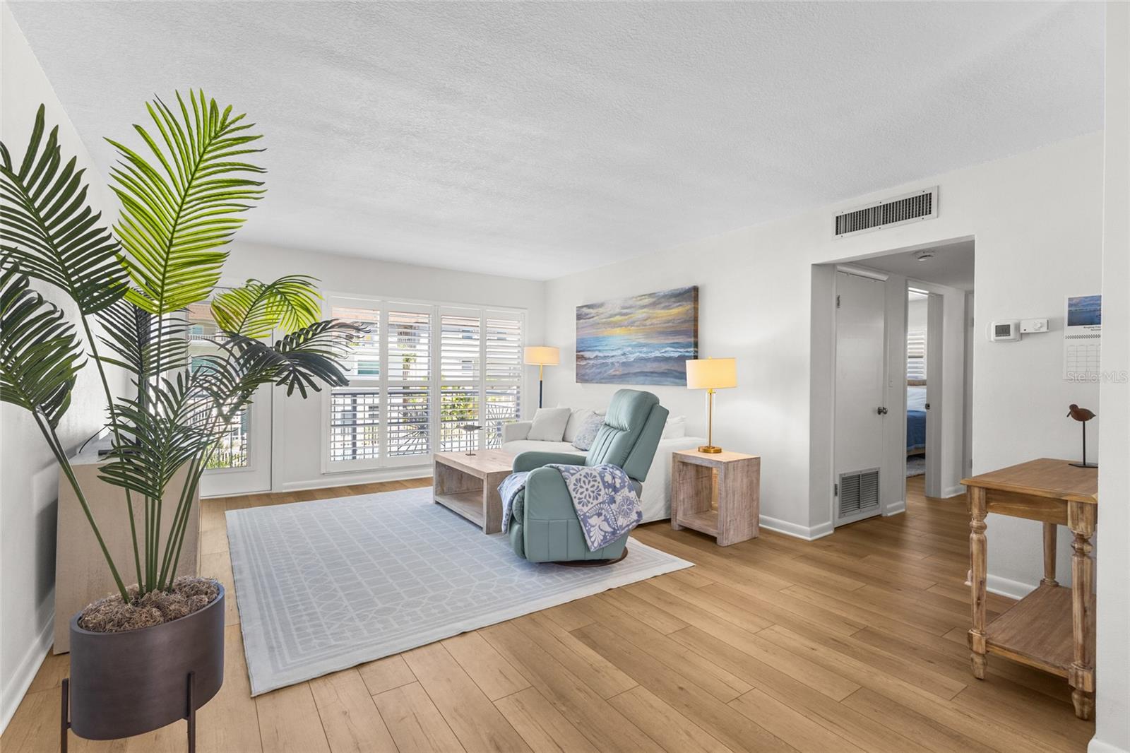 PALM TERRACE - Residential