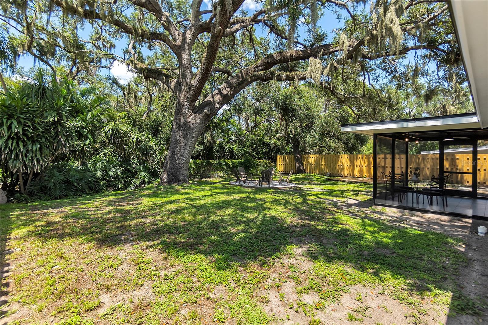 SARASOTA SPGS - Residential