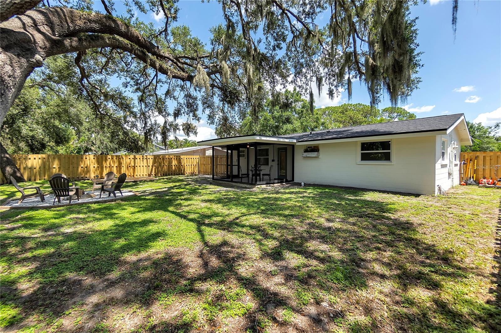 SARASOTA SPGS - Residential