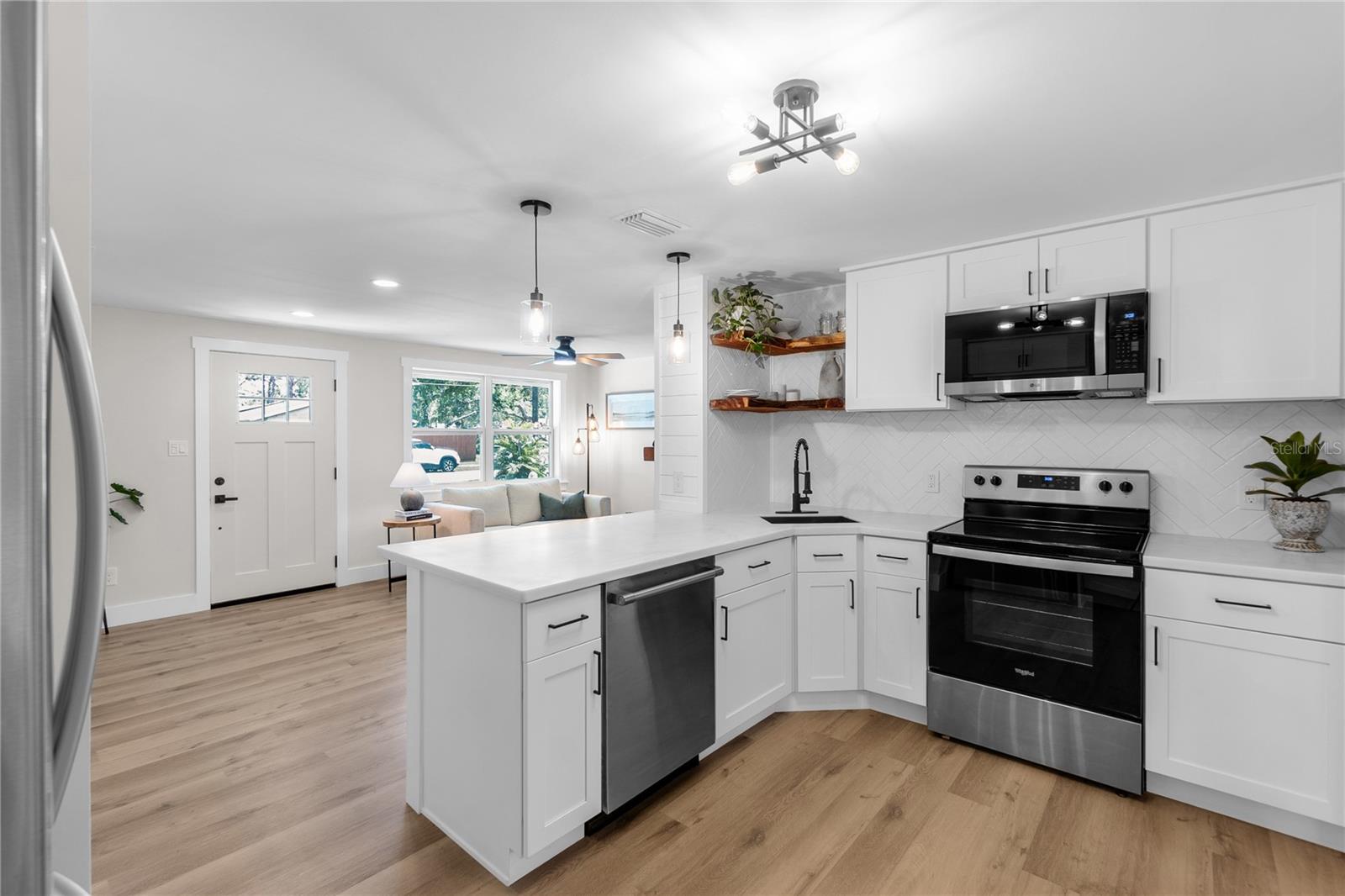 SARASOTA SPGS - Residential