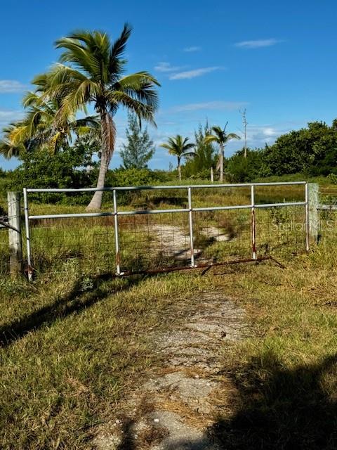 ACREAGE & UNREC - Residential