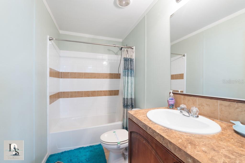 ACREAGE & UNREC - Residential